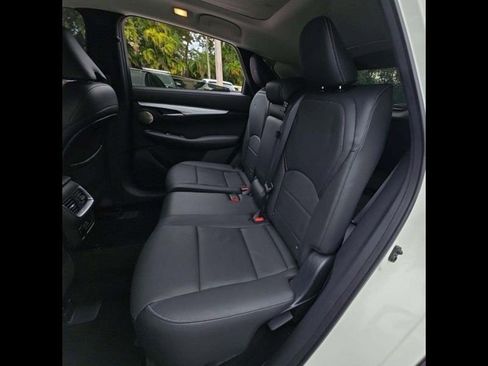 Used 2019 INFINITI QX50 Essential w/ Proactive Package image 12