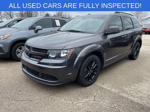 Used 2020 Dodge Journey SE w/ SE Popular Equipment Group FWD image 2
