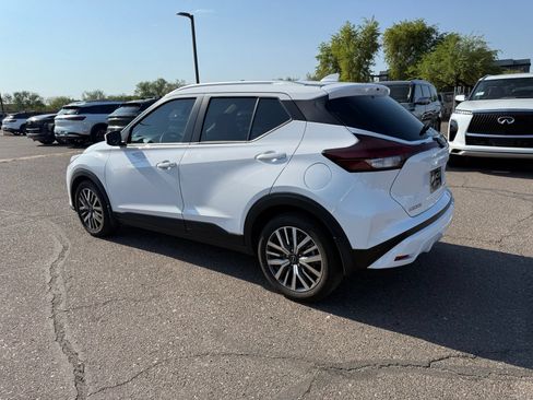 Certified 2023 Nissan Kicks SV FWD image 7