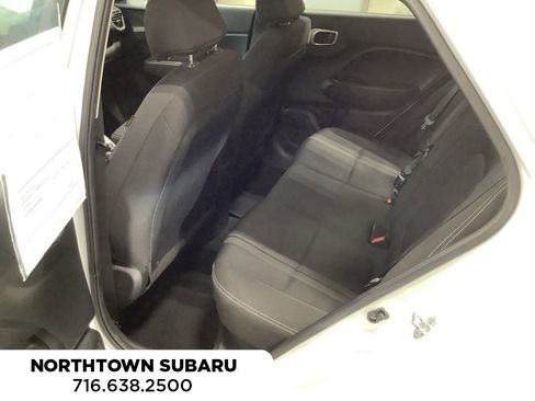 Used 2020 Hyundai Venue SEL image 12