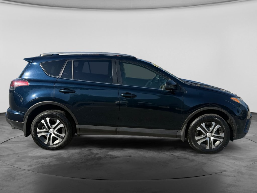 Used 2017 Toyota RAV4 LE w/ All Weather Liner Package AWD/4WD image 10