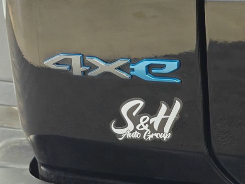 Used 2024 Jeep Wrangler Willys 4xe image 61