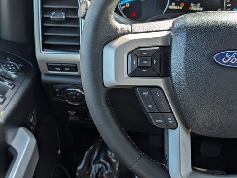Used 2019 Ford F150 Lariat w/ Equipment Group 502A Luxury AWD/4WD image 23
