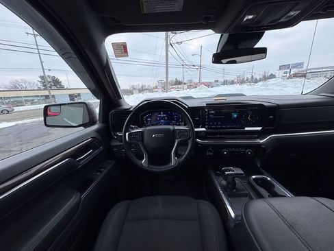 Used 2023 Chevrolet Silverado 1500 LT Trail Boss w/ Protection Package image 26