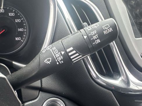 Used 2019 Chevrolet Equinox LT AWD/4WD image 25