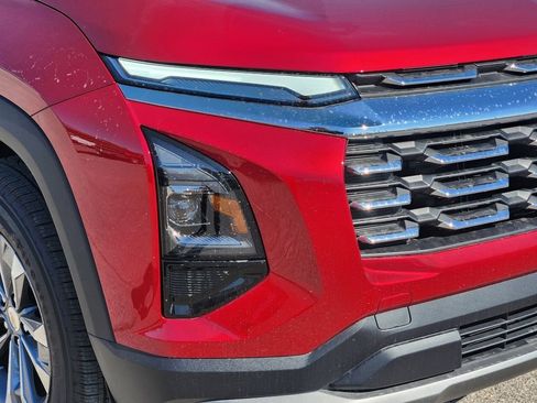 New 2026 Chevrolet Equinox LT w/ LPO, Floor Liner Package FWD image 9