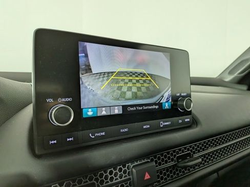 Used 2023 Honda HR-V Sport image 8