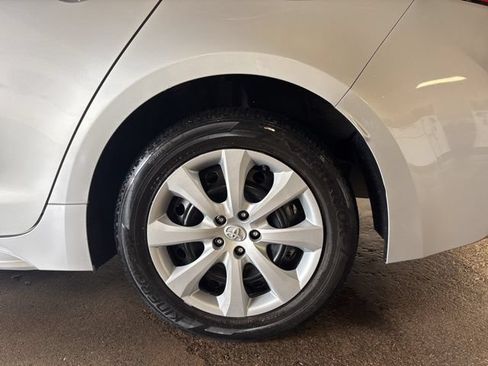 Used 2024 Toyota Corolla LE FWD image 10