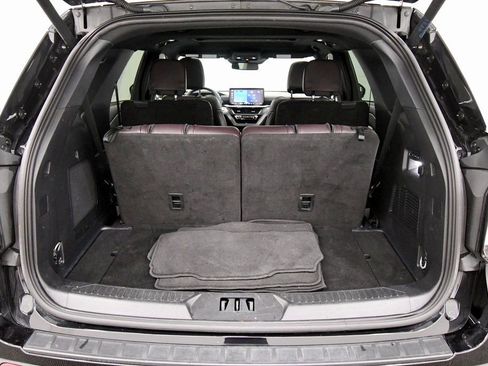 Used 2025 Ford Explorer Platinum w/ LUX Leather Package image 7