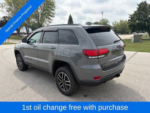 Used 2019 Jeep Grand Cherokee Trailhawk w/ Trailhawk Luxury Group AWD/4WD image 4