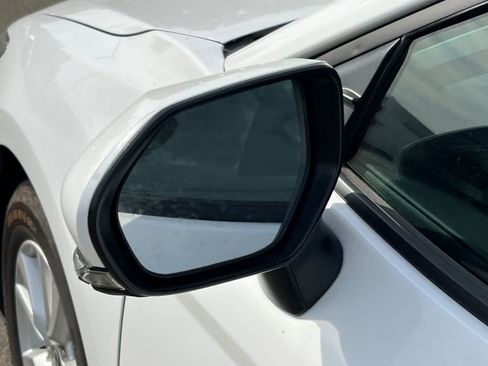 Used 2025 Toyota Camry LE FWD image 10