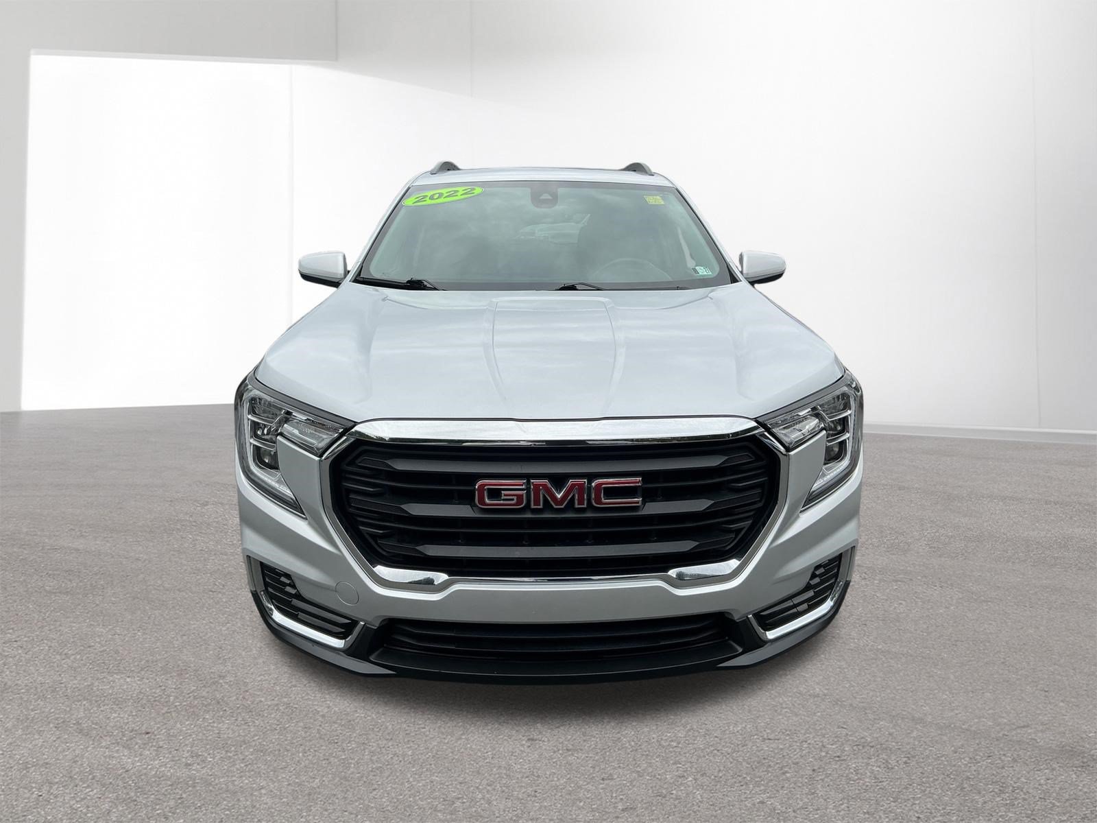 Used 2022 GMC Terrain SLE w/ Driver Convenience Package AWD/4WD image 8