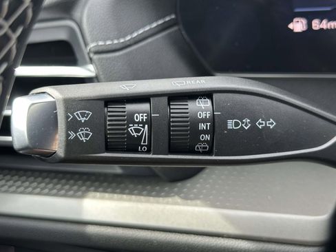 New 2026 Chevrolet Traverse LT w/ Midnight/Sport Edition FWD image 16