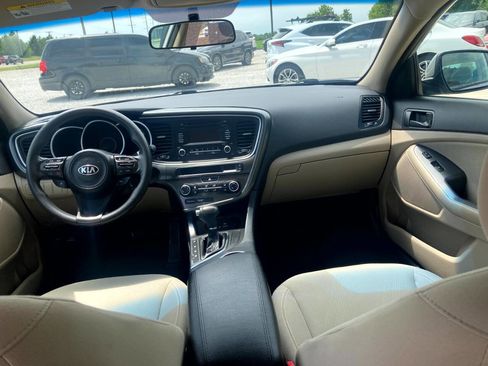 Used 2015 Kia Optima LX FWD image 10