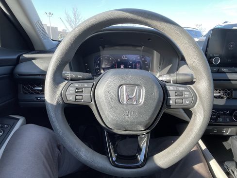 Certified 2023 Honda Accord EX image 20