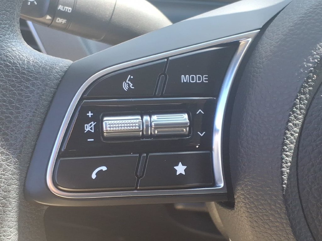 Certified 2024 Kia Seltos LX AWD/4WD image 19