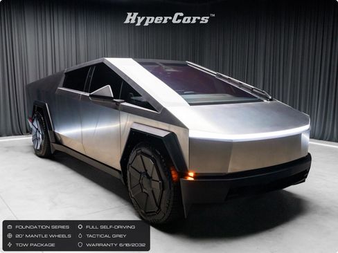 Used 2024 Tesla Cybertruck AWD Crew Cab image 1