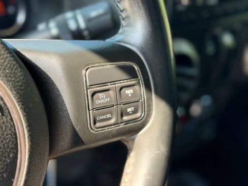 Used 2014 Jeep Wrangler Sport AWD/4WD image 9