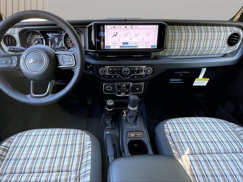 New 2026 Jeep Gladiator Sport AWD/4WD image 10