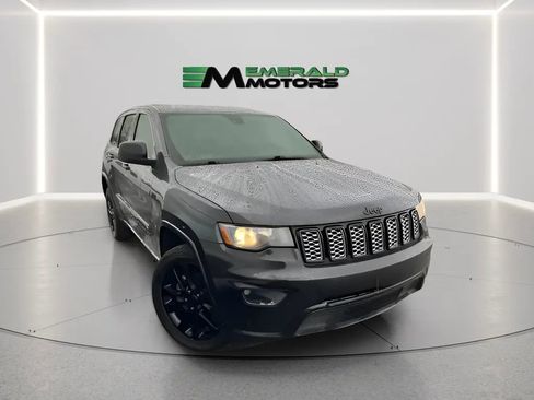 Used 2022 Jeep Grand Cherokee Altitude AWD/4WD image 1