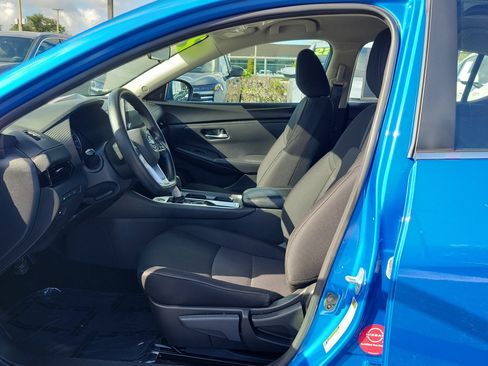 Certified 2024 Nissan Sentra SV FWD image 19