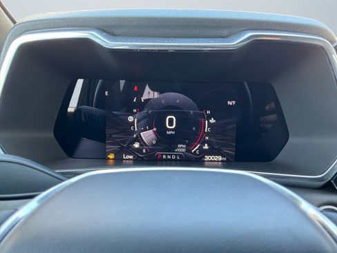 Used 2023 GMC Canyon Elevation w/ Elevation Premium Package RWD image 12