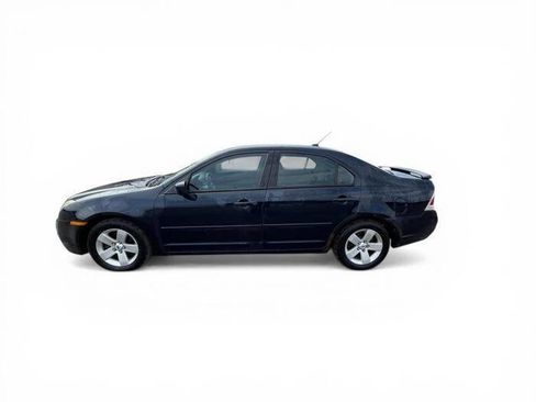 Used 2008 Ford Fusion SE image 2