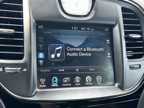 Used 2016 Chrysler 300 S AWD/4WD image 31