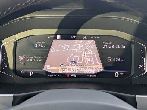 Certified 2023 Volkswagen Atlas SEL R-Line image 28