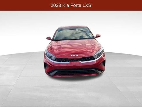 Used 2023 Kia Forte LXS image 2