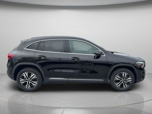 New 2026 Mercedes-Benz GLA 250 4MATIC image 12