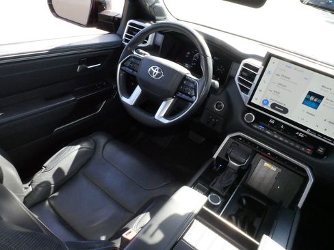Used 2023 Toyota Tundra Platinum AWD/4WD image 9