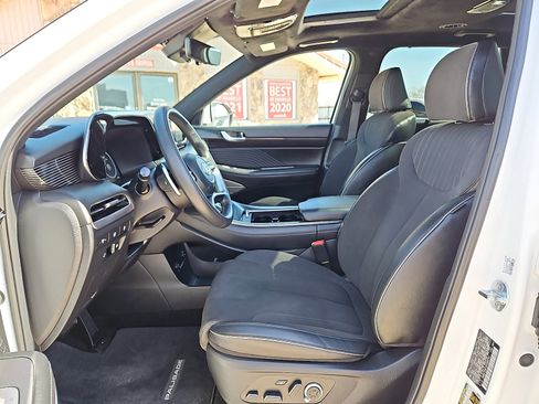 Used 2025 Hyundai Palisade Calligraphy image 11