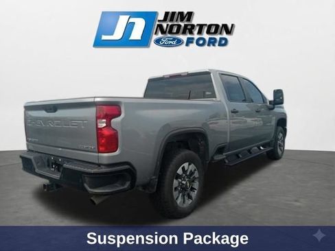 Used 2025 Chevrolet Silverado 2500 Custom w/ Custom Value Package AWD/4WD image 11