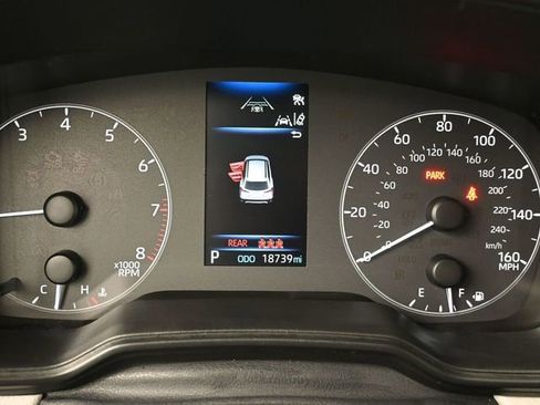 Certified 2023 Toyota Corolla Cross L image 21