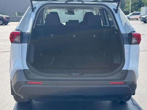 Certified 2025 Toyota RAV4 LE FWD image 5