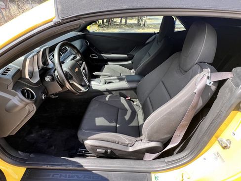 Used 2014 Chevrolet Camaro LT image 27