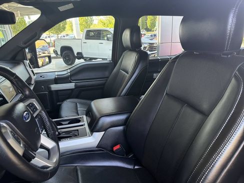 Used 2018 Ford F150 Lariat w/ Equipment Group 502A Luxury AWD/4WD image 20