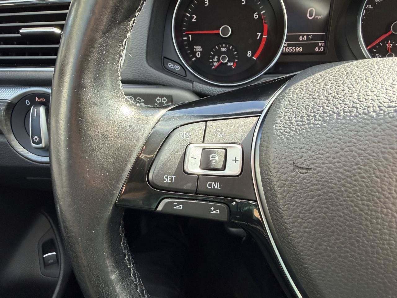 Used 2016 Volkswagen Passat 1.8T SE FWD image 25