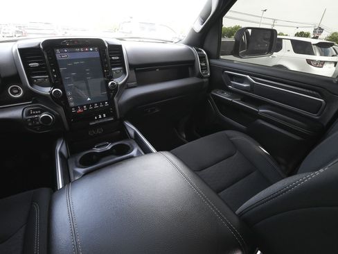 Used 2025 RAM 1500 Big Horn AWD/4WD image 47