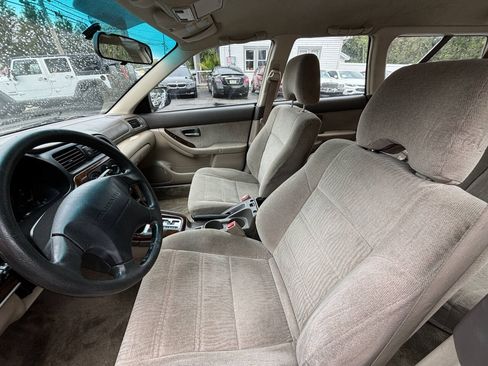 Used 2002 Subaru Outback Wagon AWD/4WD image 13