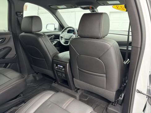 Certified 2023 Chevrolet Traverse RS image 57