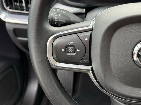 Used 2024 Volvo S60 B5 Core image 19