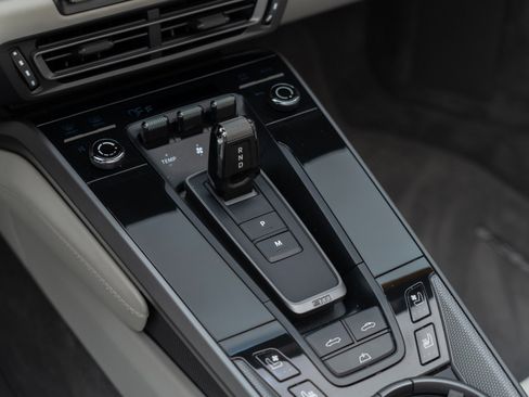 Certified 2024 Porsche 911 Carrera 4S image 26