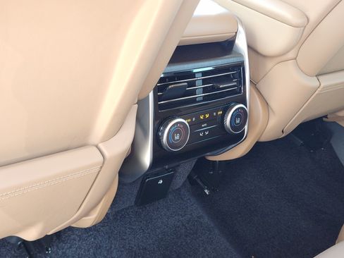 Certified 2023 Land Rover Range Rover Autobiography AWD/4WD image 28