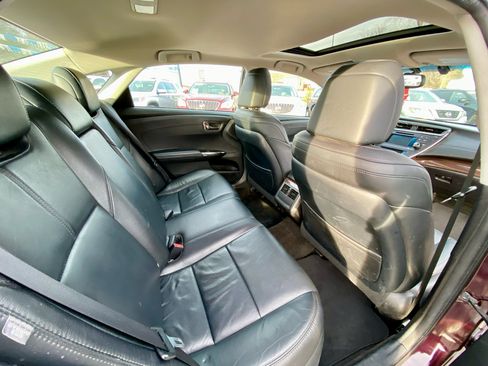 Used 2014 Toyota Avalon XLE Touring image 10