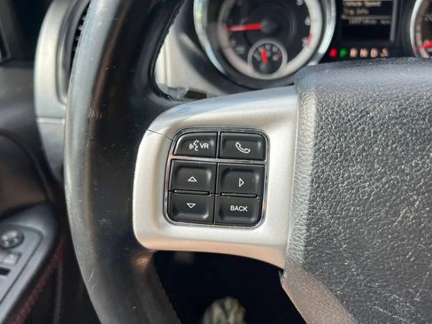 Used 2017 Dodge Grand Caravan GT FWD image 18