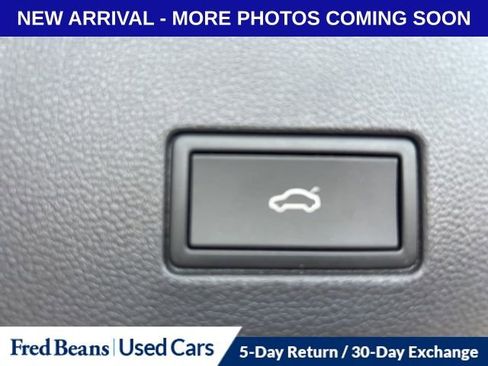 Used 2023 Volkswagen Atlas SE w/ Black Wheel Package image 8
