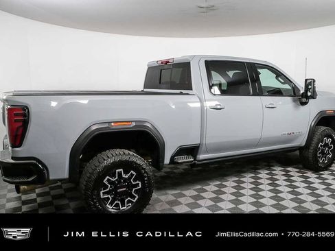 Used 2024 GMC Sierra 2500 AT4X AWD/4WD image 2