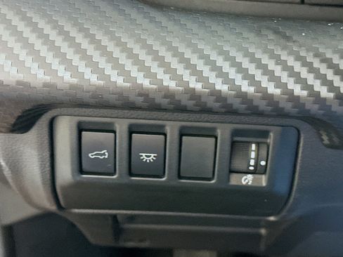 Used 2025 Subaru Ascent Premium AWD/4WD image 16